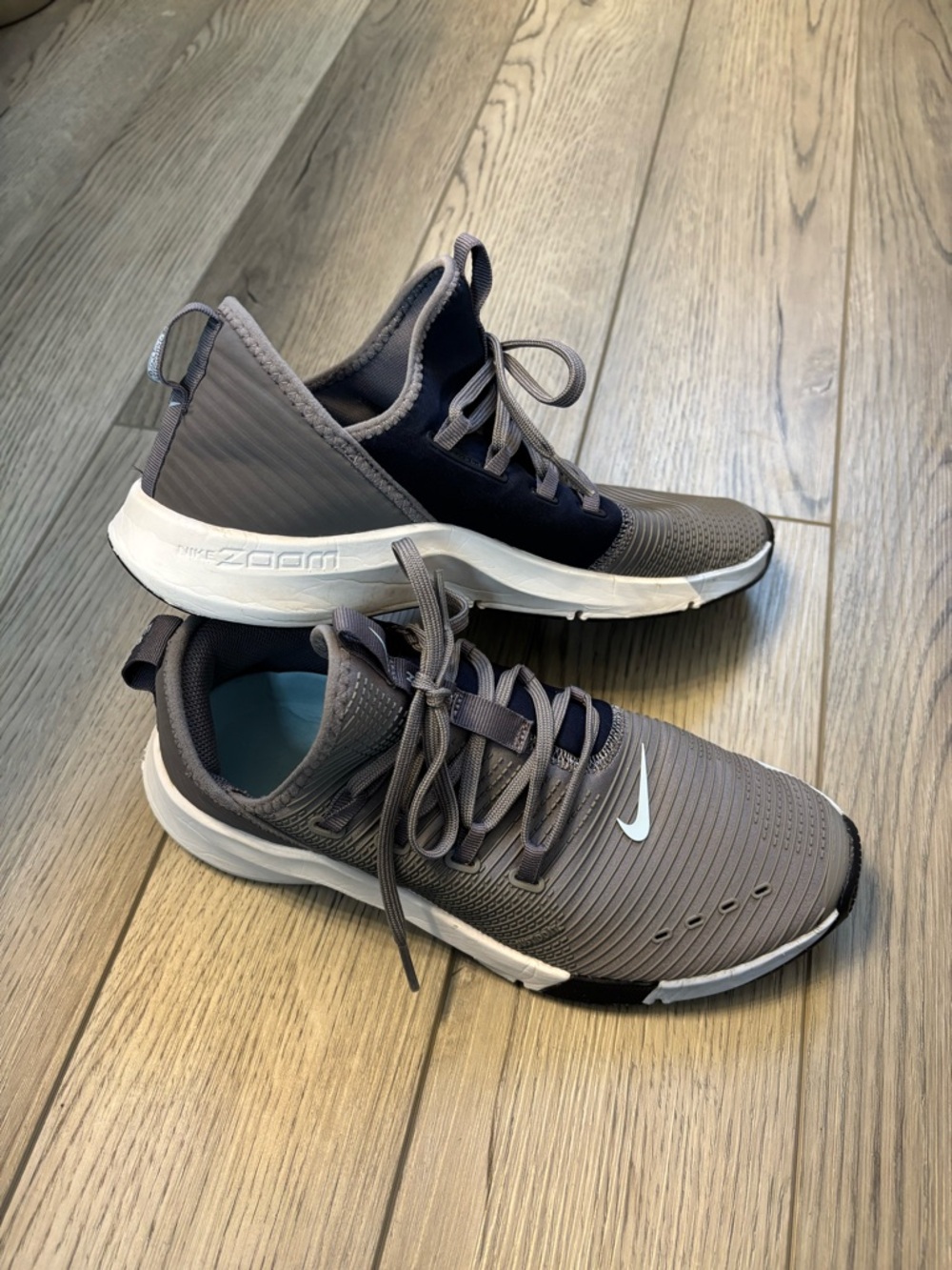 Nike Air Zoom Elevate Sneakers